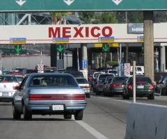 A car crossing the Mexican border